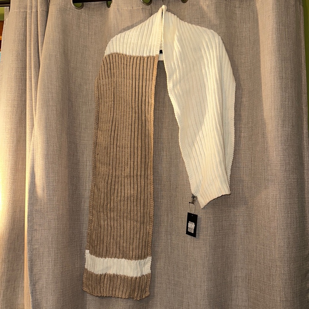 DKNY winter scarf khaki and cream color